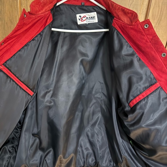 Chase Authentics Red Budweiser Racing Jacket - Picture 2 of 14